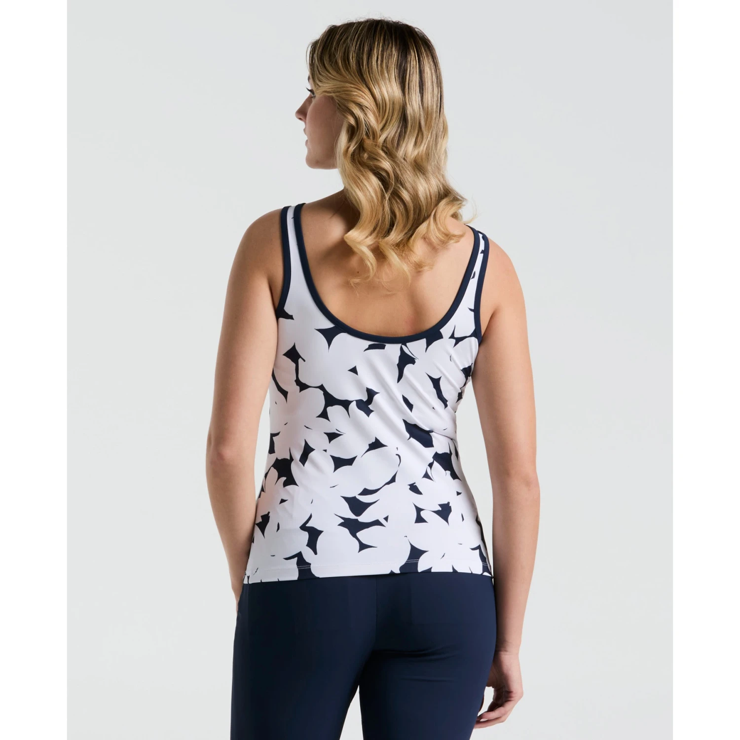 Original Penguin Women's Tennis Riviera Floral Print Tank Top In Black Iris(Womens Tennis Riviera Floral Print Tank Top Blue O1ksf032gg 417) 4 Original Penguin Women's Tennis Riviera Floral Print Tank Top In Black Iris(Womens Tennis Riviera Floral Print Tank Top Blue O1ksf032gg 417) - Image 2