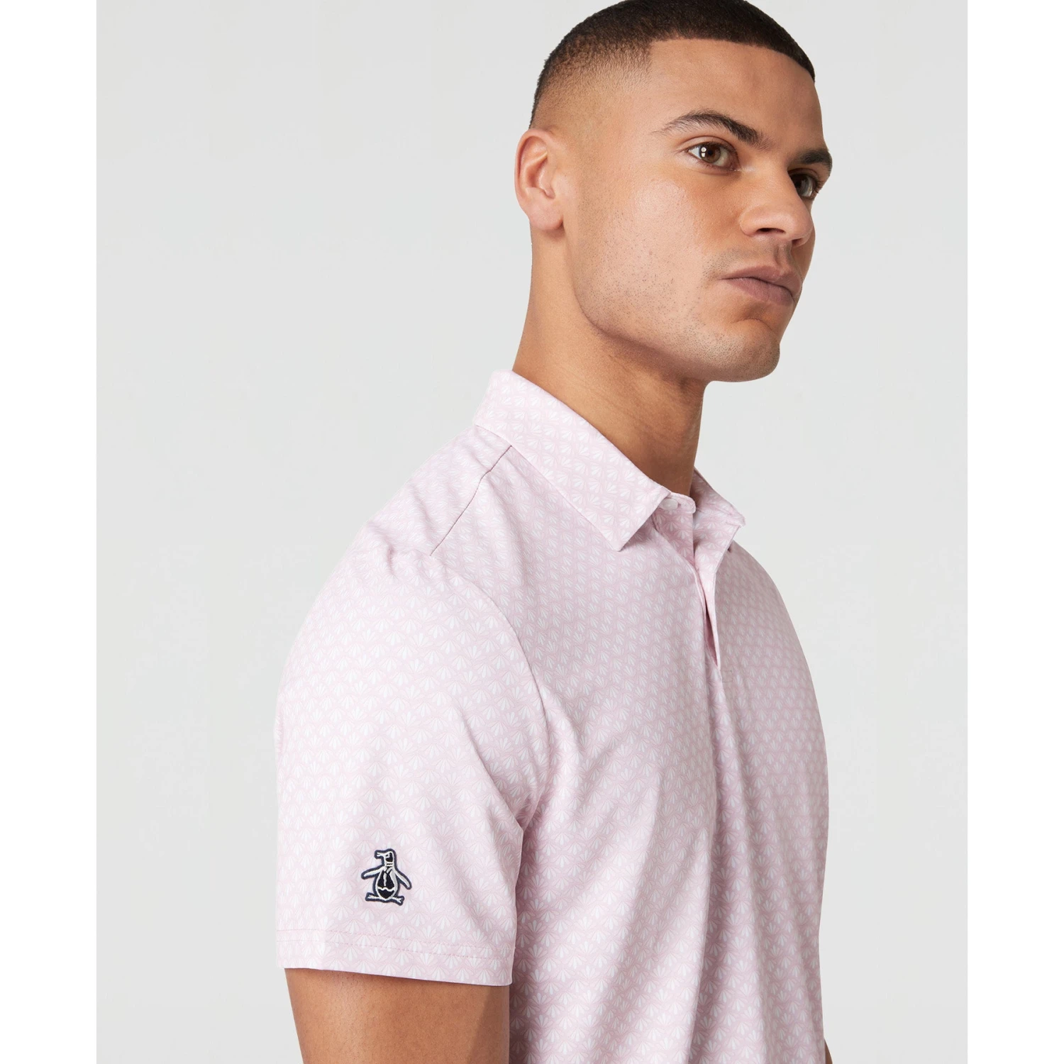 Original Penguin Retro Geo Print Golf Polo Shirt In Charm Pink(Retro Geo Print Golf Polo Shirt Pink Ogksc0e6gg 689) 5 Original Penguin Retro Geo Print Golf Polo Shirt In Charm Pink(Retro Geo Print Golf Polo Shirt Pink Ogksc0e6gg 689) - Image 3